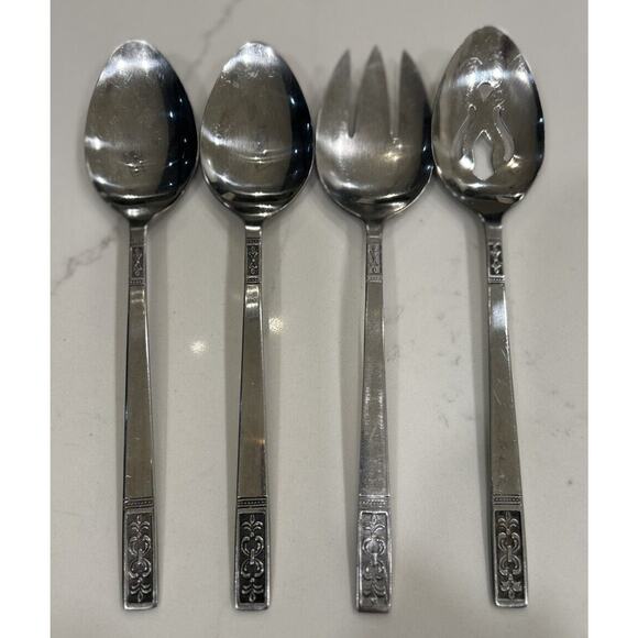 Vtg Set of 4 Fleur de Lis Serving Pieces Stainless Flatware Taiwan Customcraft - Picture 1 of 6